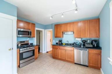Main picture of 29 Bromfield St