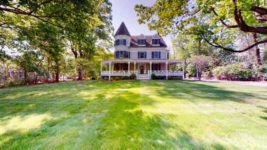 Main picture of 27 West Ln