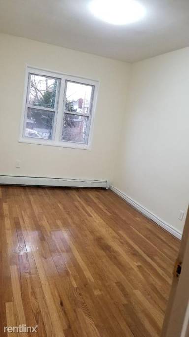 Main picture of 10216 Avenue L