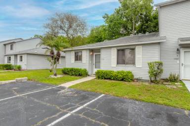 Main picture of 1101 Deer Springs Rd