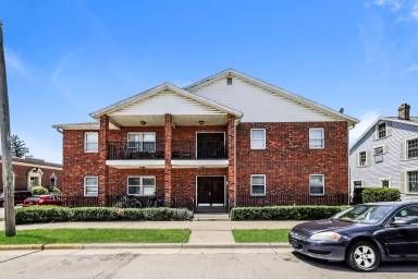 Main picture of 5 N Chillicothe St