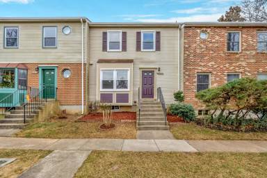 Main picture of 3005 Hickory Grove Ct