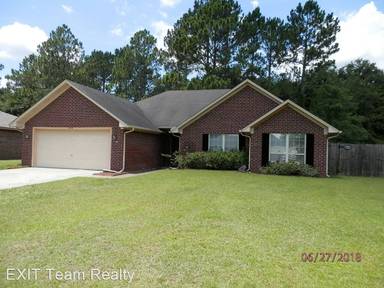 Main picture of 2344 Rowe St