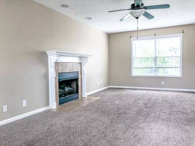 Main picture of 536 Oakmont Dr