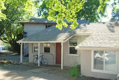 Main picture of 1204 W 5th St