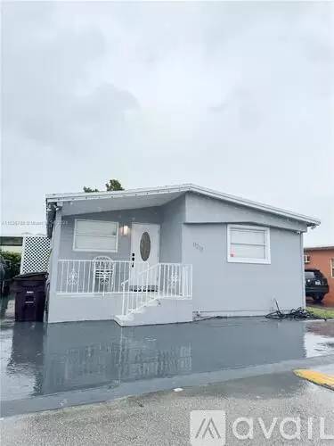 Main picture of 11315 NW 3rd St