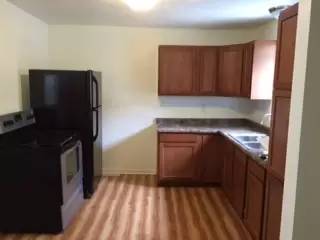 Main picture of 120 E Emmett St