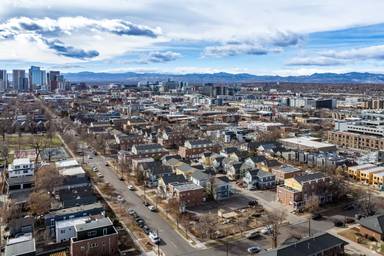 Main picture of 2855 Arapahoe St