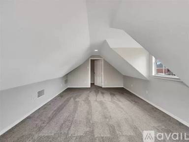 Main picture of 112 Paige Ln