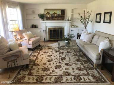Main picture of 122 Garden Ct