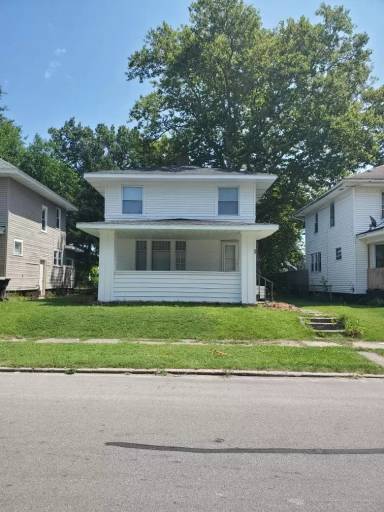Main picture of 914 College St