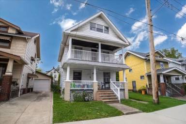 Main picture of 3452 W 91st St