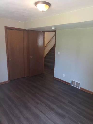 Main picture of 2204-10 McMullen Rd