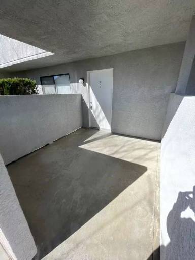 Main picture of 16137 Apple Valley Rd