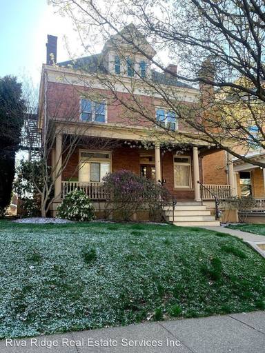 Main picture of 367 S Graham St