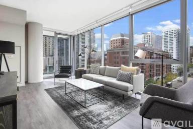 Main picture of 1460 N Kingsbury St