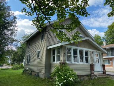 Main picture of 324 S 7th Ave