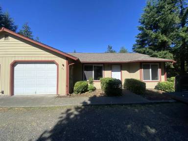 Main picture of 93 E Pine Park Ln