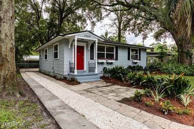 Main picture of 3222 Ernest St