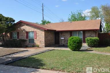 Main picture of 2101 Deerfield Dr