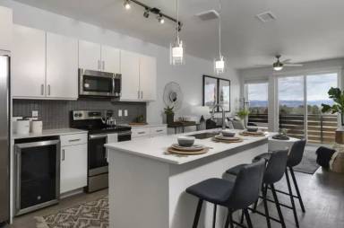 Main picture of 2121 S Colorado Blvd