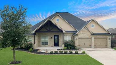 Main picture of 4310 Norwich Dr