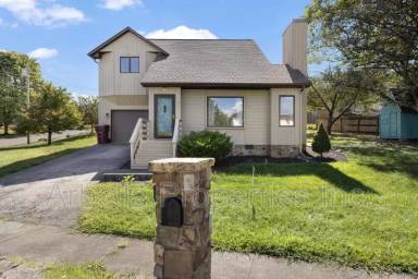 Main picture of 4201 Wayland Blvd