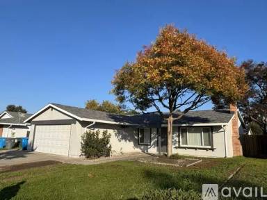 Main picture of 137 Edwin Dr