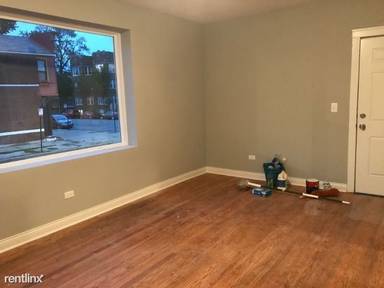Main picture of 1147 E 72nd St