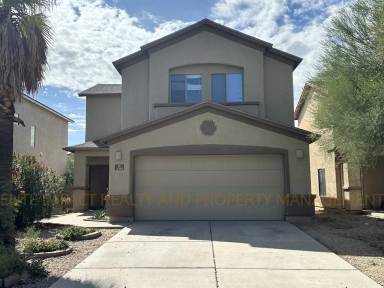 Main picture of 3780 E Felix Blvd