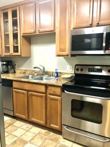 Main picture of 544 Woodside Oaks
