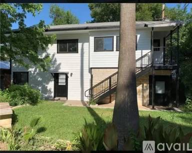 Main picture of 4419 Bellvue Ave