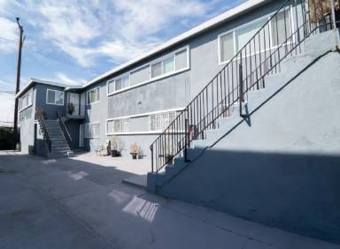 Main picture of 10910 Avalon Blvd