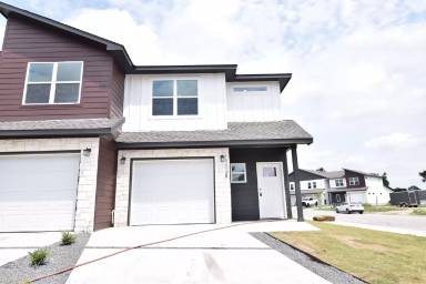 Main picture of 1903 Allie Way