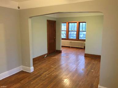 Main picture of 82 Sycamore St