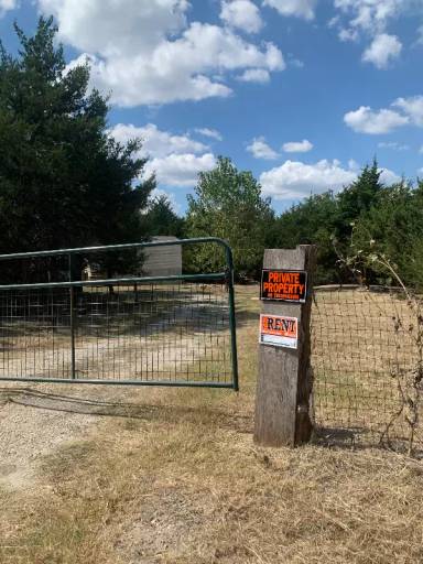 Main picture of 323 County Road 4519