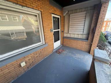 Main picture of 4208 Calvin St