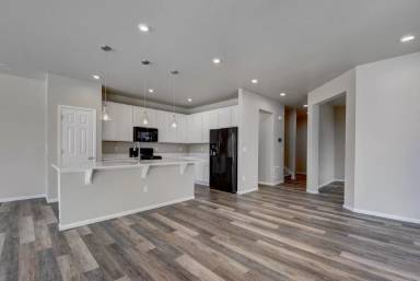 Main picture of 15916 E Otero Cir