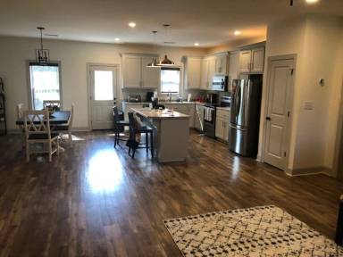 Main picture of 92 Pritchard Cir