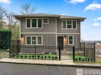 Main picture of 1299 SW Cardinell Dr
