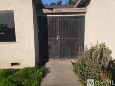 Main picture of 2001 N Salinas Ave
