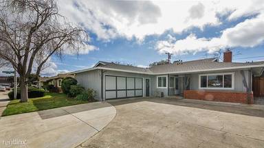 Main picture of 1912 Playa St