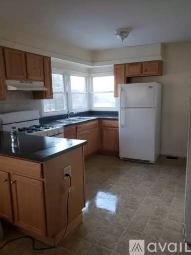 Main picture of 113 Stap Ln