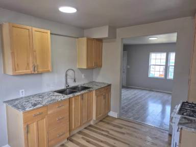 Main picture of 501 E Rogers Blvd
