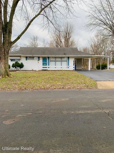 Main picture of 580 Marechal Ln