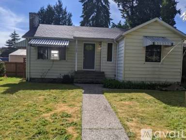 Main picture of 11305 35th Ave NE