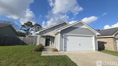 Main picture of 5670 Kingswood Dr