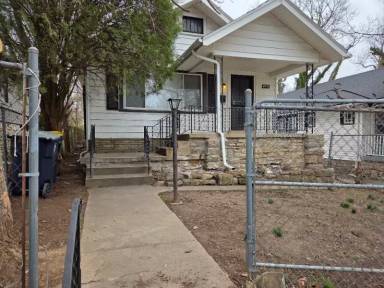 Main picture of 4939 Michigan Ave