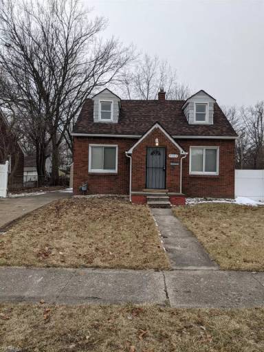 Main picture of 5263 Hereford St