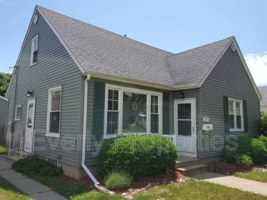 Main picture of 7517 28th Ave